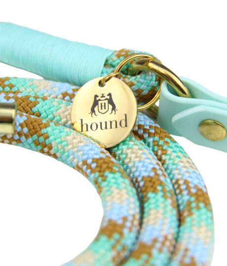 Seychelles-voditko-closeup-hound